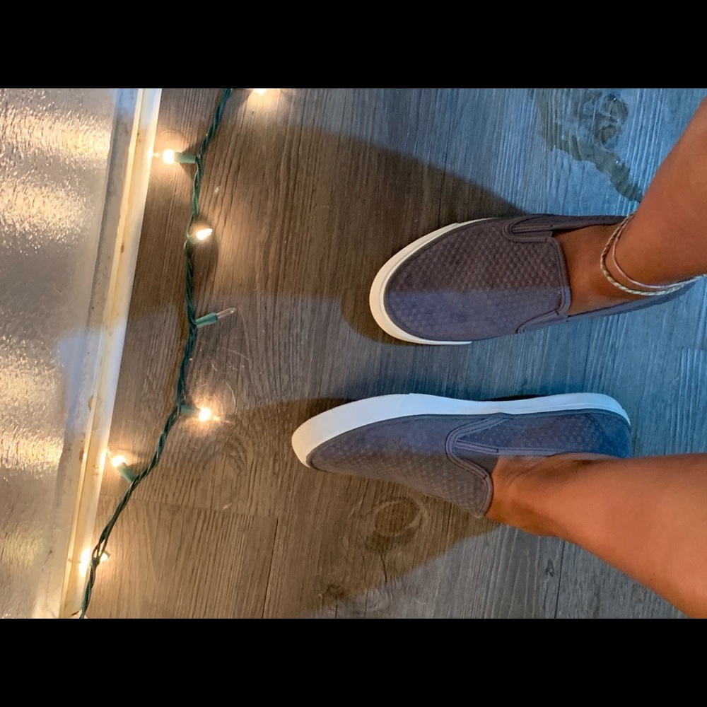 Casual Slip-On Sneakers - Picture 2 of 5